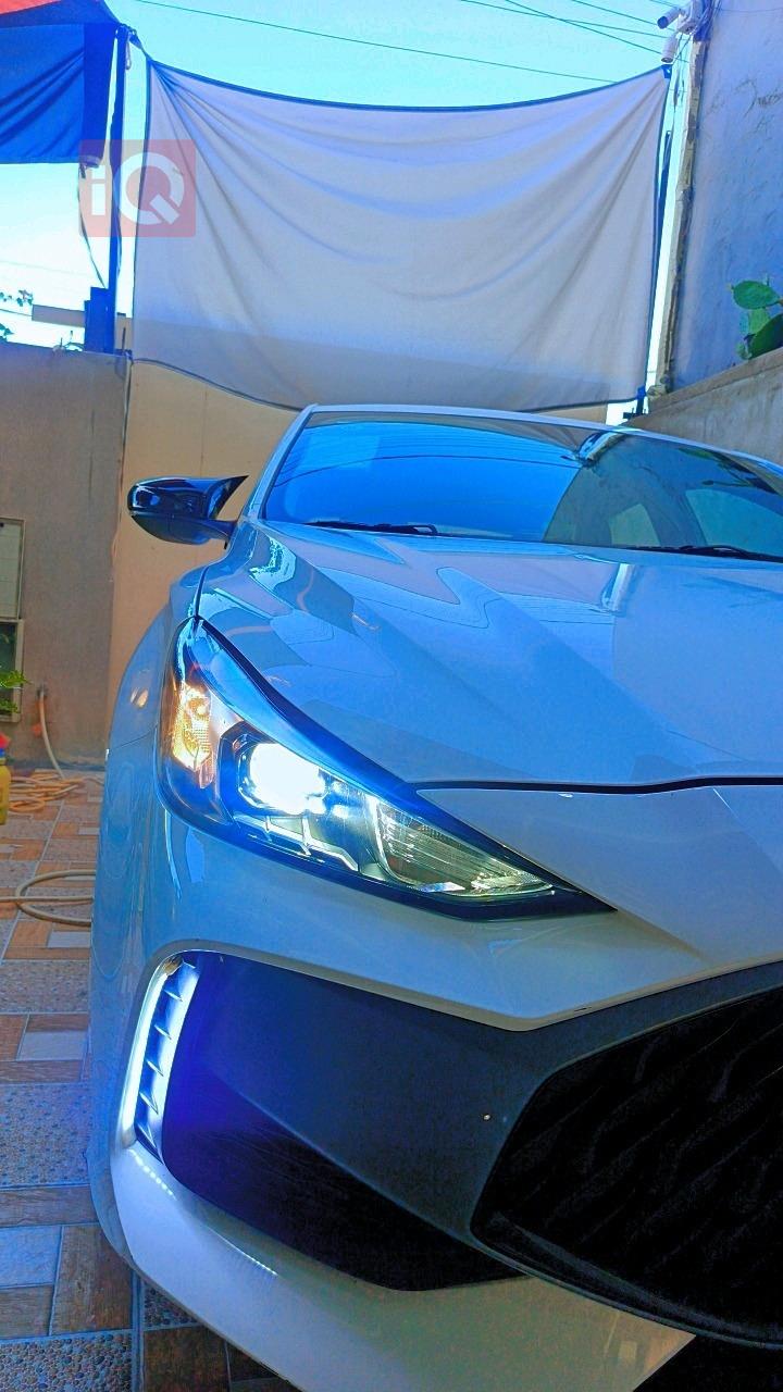MG 5